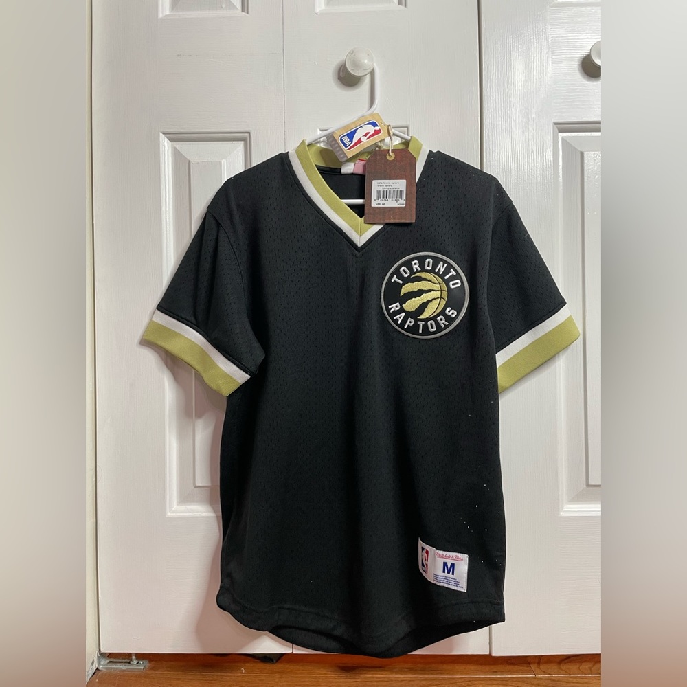 Mitchell & Ness Toronto Raptors Jersey